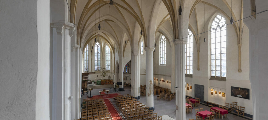 Gudulakerk Lochem te huur als unieke locatie voor een bijeenkomst, klassiek concert of passend evenement.